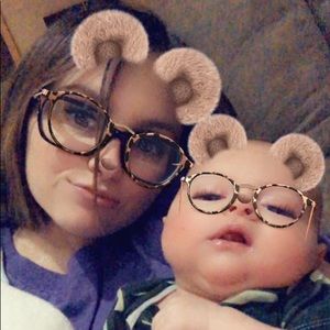 Meet your Posher, Ashly